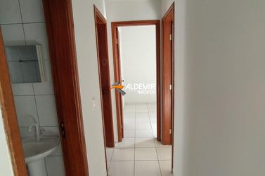 Apartamento para alugar - 66m&sup2; - Zona II