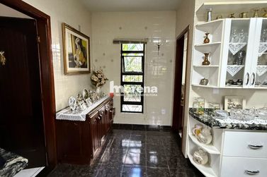 Casa &agrave; venda - 213m&sup2; - Jardim Primavera