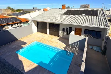 Sobrado &agrave; venda - 376m&sup2; - Zona I