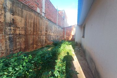 Casa &agrave; venda - 43m&sup2; - Conjunto Habitacional Sonho Meu