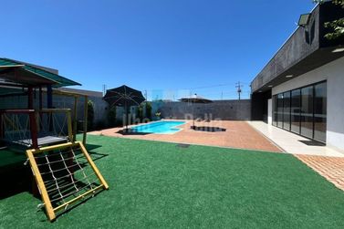 Ch&aacute;cara &agrave; venda - 