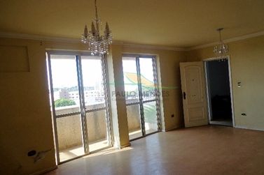 Apartamento &agrave; venda - 133m&sup2; - EDIF&Iacute;CIO SAN FRANCISCO