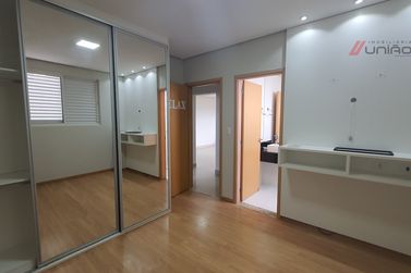 Apartamento &agrave; venda - 86m&sup2; - Zona I-a