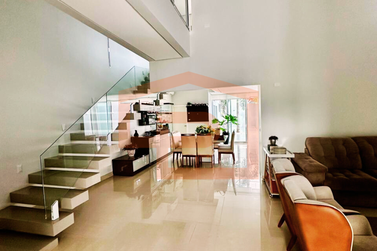 Sobrado &agrave; venda - 274m&sup2; - Jardim Pioneiros II