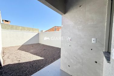 Casa &agrave; venda - 49m&sup2; - JARDIM PINHEIRINHO
