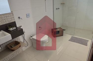 Casa para alugar - 332m&sup2; - Zona I