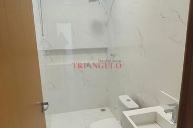Casa &agrave; venda - 70m&sup2; - JARDIM CARAVELLE