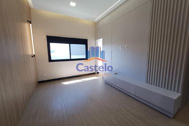 Casa &agrave; venda - 308m&sup2; - Zona V