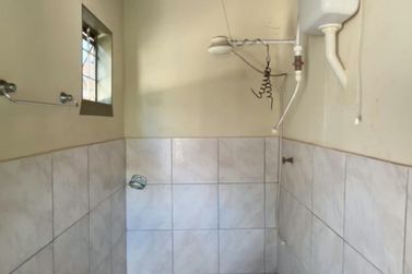 Casa &agrave; venda - 136m&sup2; - ZONA VI