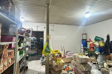Sal&atilde;o Comercial &agrave; venda - 176m&sup2; - Zona I