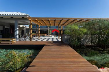 Ch&aacute;cara &agrave; venda - 2500m&sup2; - Condom&iacute;nio Lagoa Dourada