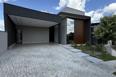 Casa &agrave; venda - 190m&sup2; - Jardins de Versailles