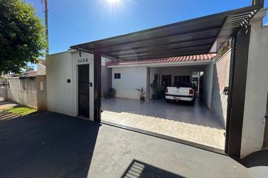 Casa &agrave; venda - 195m&sup2; - Jardim novo Mil&ecirc;nio