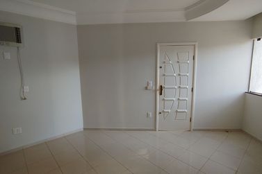 Casa &agrave; venda - 406m&sup2; - Zona II