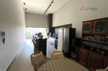 Casa &agrave; venda - 138m&sup2; - Jardim Azal&eacute;ia