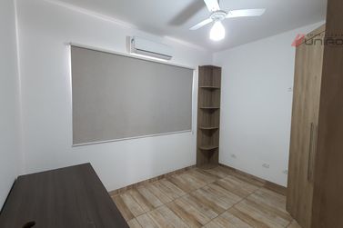 Casa &agrave; venda - 128m&sup2; - Jardim Santa Clara