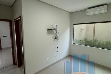 Casa &agrave; venda - 380m&sup2; - Jardim Imigrantes II