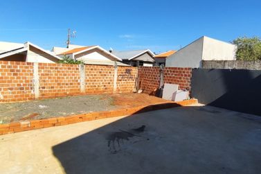 Casa &agrave; venda - 89m&sup2; - Jardim Arauc&aacute;ria