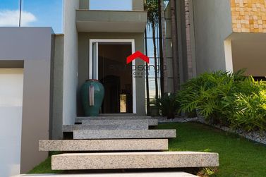 Sobrado &agrave; venda - 338m&sup2; - Ecoville Residence