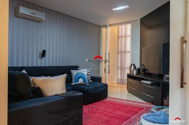 Sobrado &agrave; venda - 338m&sup2; - Ecoville Residence