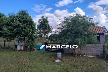 Ch&aacute;cara &agrave; venda - 26m&sup2; - PR 489