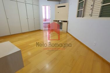 Casa para alugar - 380m&sup2; - Zona I