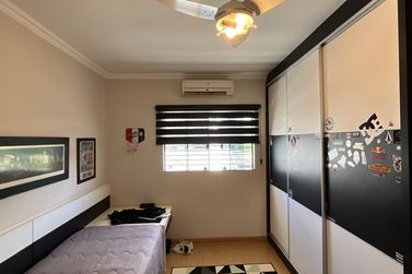 Sobrado &agrave; venda - 245m&sup2; - Zona II
