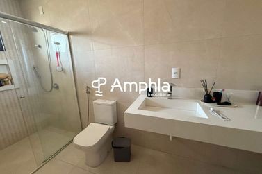 Casa &agrave; venda - 341m&sup2; - FAG