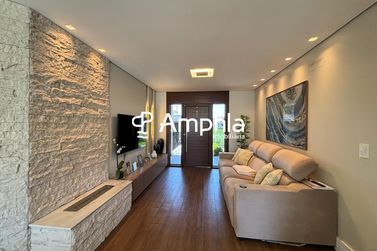 Casa &agrave; venda - 214m&sup2; - Recanto Tropical