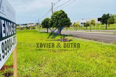 Terreno &agrave; venda - 560m&sup2; - Avenida De Frente Ao Shopping Palladium