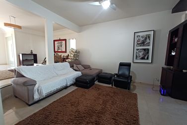 Casa &agrave; venda - 420m&sup2; - Zona I