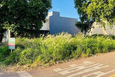 Terreno &agrave; venda - 181m&sup2; - Jardim Veneza