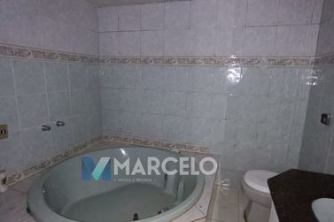 Sal&atilde;o Comercial &agrave; venda - 527m&sup2; - Zona I