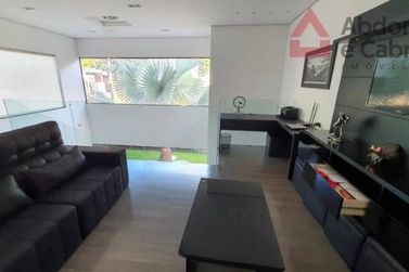 Casa &agrave; venda - 245m&sup2; - Zona V