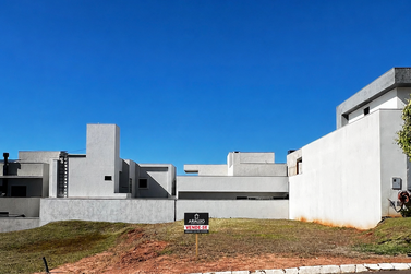 Terreno &agrave; venda - 240m&sup2; - Condom&iacute;nio Paysage Essenza