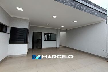 Casa &agrave; venda - 184m&sup2; - Jardim Cima