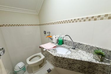 Sobrado &agrave; venda - 200m&sup2; - Jardim dos P&aacute;ssaros