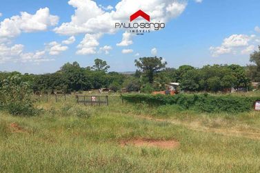 Ch&aacute;cara &agrave; venda - 4000m&sup2; - Parque Industrial I