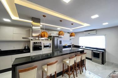 Ch&aacute;cara &agrave; venda - 24m&sup2; - Estrada Jaborandi