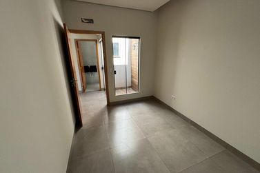 Casa &agrave; venda - 130m&sup2; - -