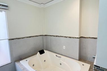Sobrado &agrave; venda - 262m&sup2; - Zona II