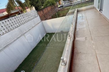 Sobrado &agrave; venda - 210m&sup2; - JARDIM ALPHAVILLE
