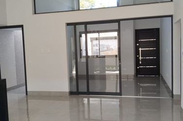 Casa &agrave; venda - 170m&sup2; - Parque do Lago