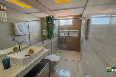 Apartamento &agrave; venda - 133m&sup2; - Zona III