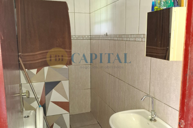 Ch&aacute;cara &agrave; venda - 200m&sup2; - Cafeeiros