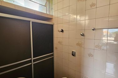 Casa &agrave; venda - 156m&sup2; - Jardim Petropolis