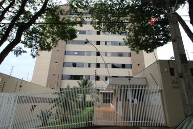 Apartamento &agrave; venda - 103m&sup2; - Zona I