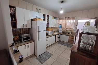 Casa &agrave; venda - 311m&sup2; - Jardim Castelo Branco