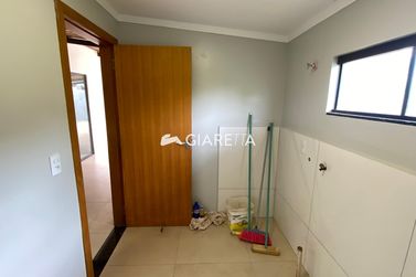 Casa &agrave; venda - 121m&sup2; - JARDIM PANCERA