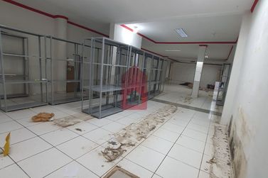 Sala Comercial para alugar - 6m&sup2; - Centro